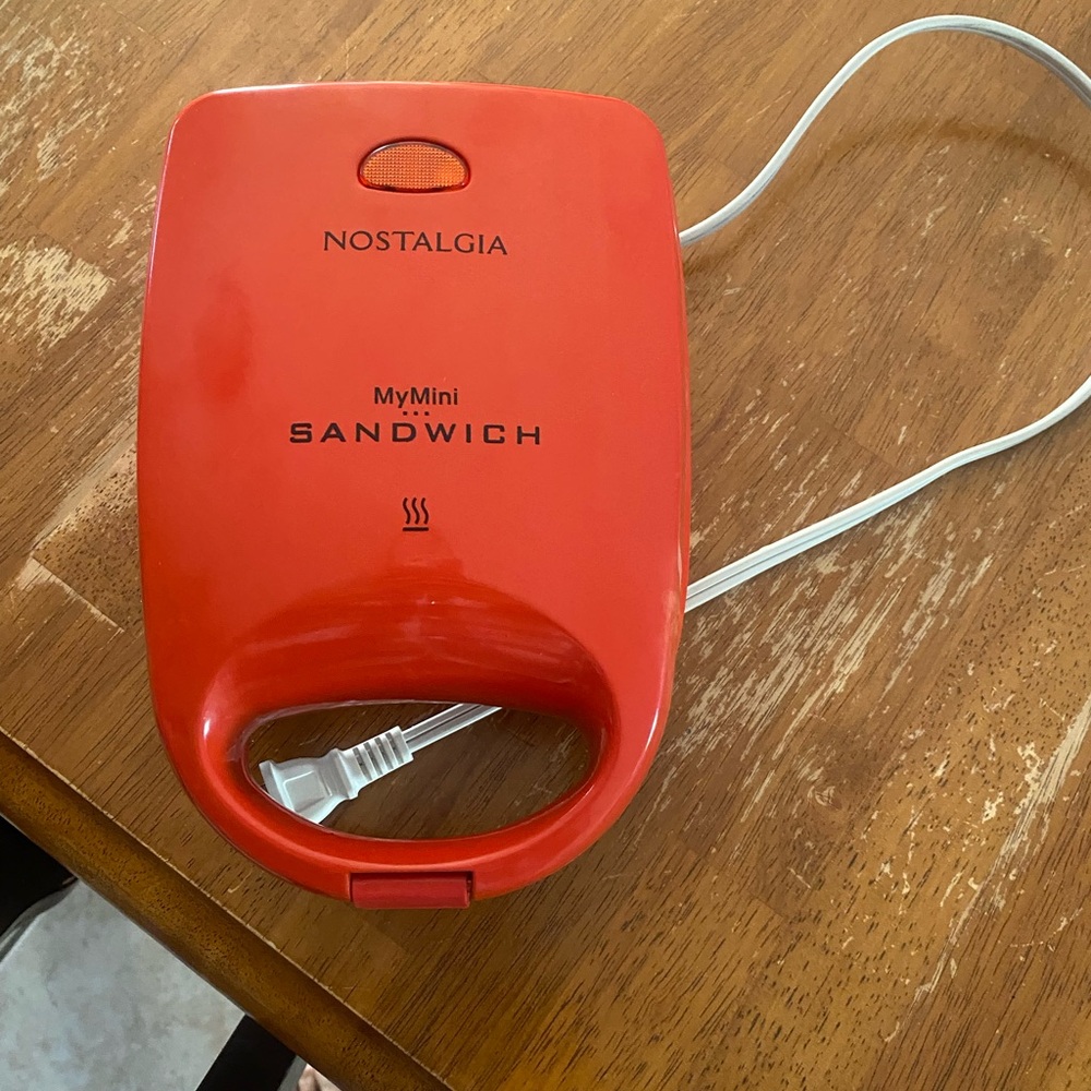 Nostalgia MyMini Red Sandwich Press Maker Grilled Cheese Red